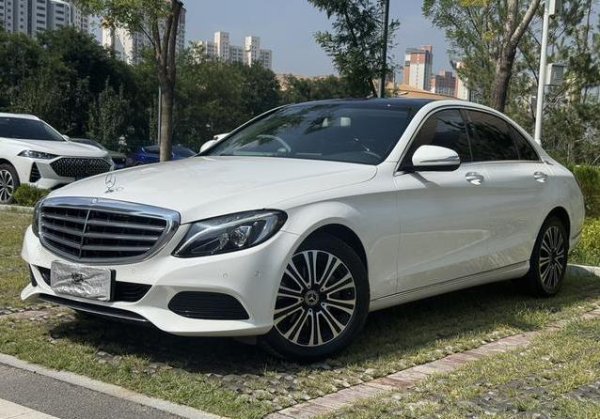 信达配资 兰州上牌2018奔驰C200L，里程8.6万却报价12万多，性价比高到爆？